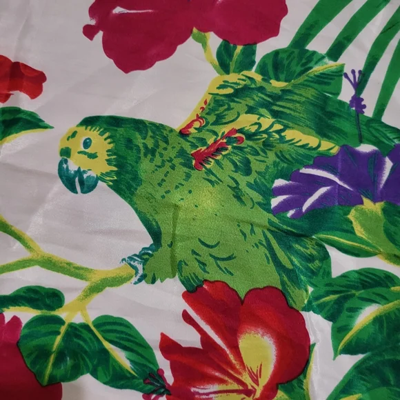 Florar Hawaiian style scarf - Picture 3 of 5